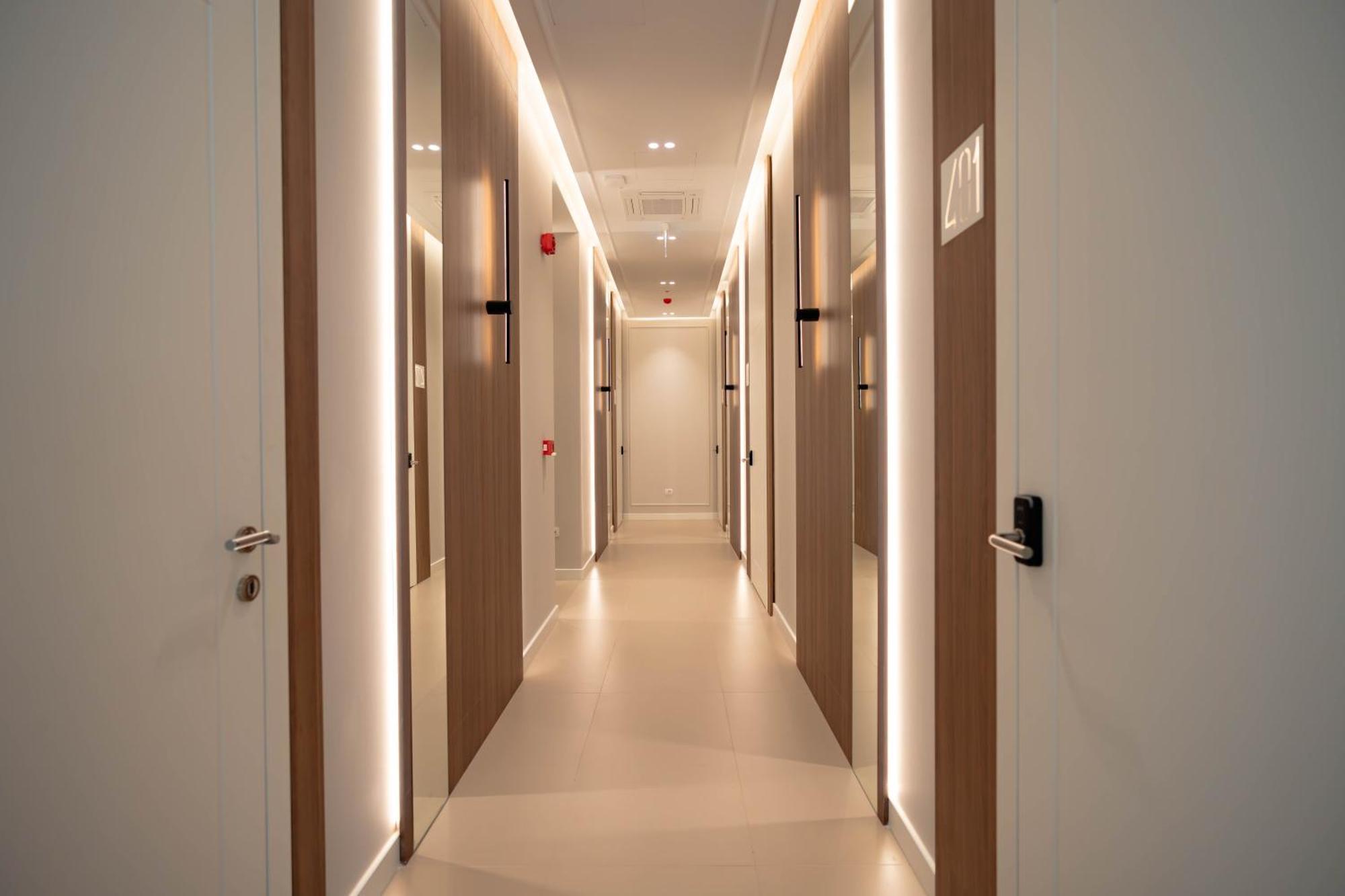 Royal Hill Hotel Vorë 외부 사진