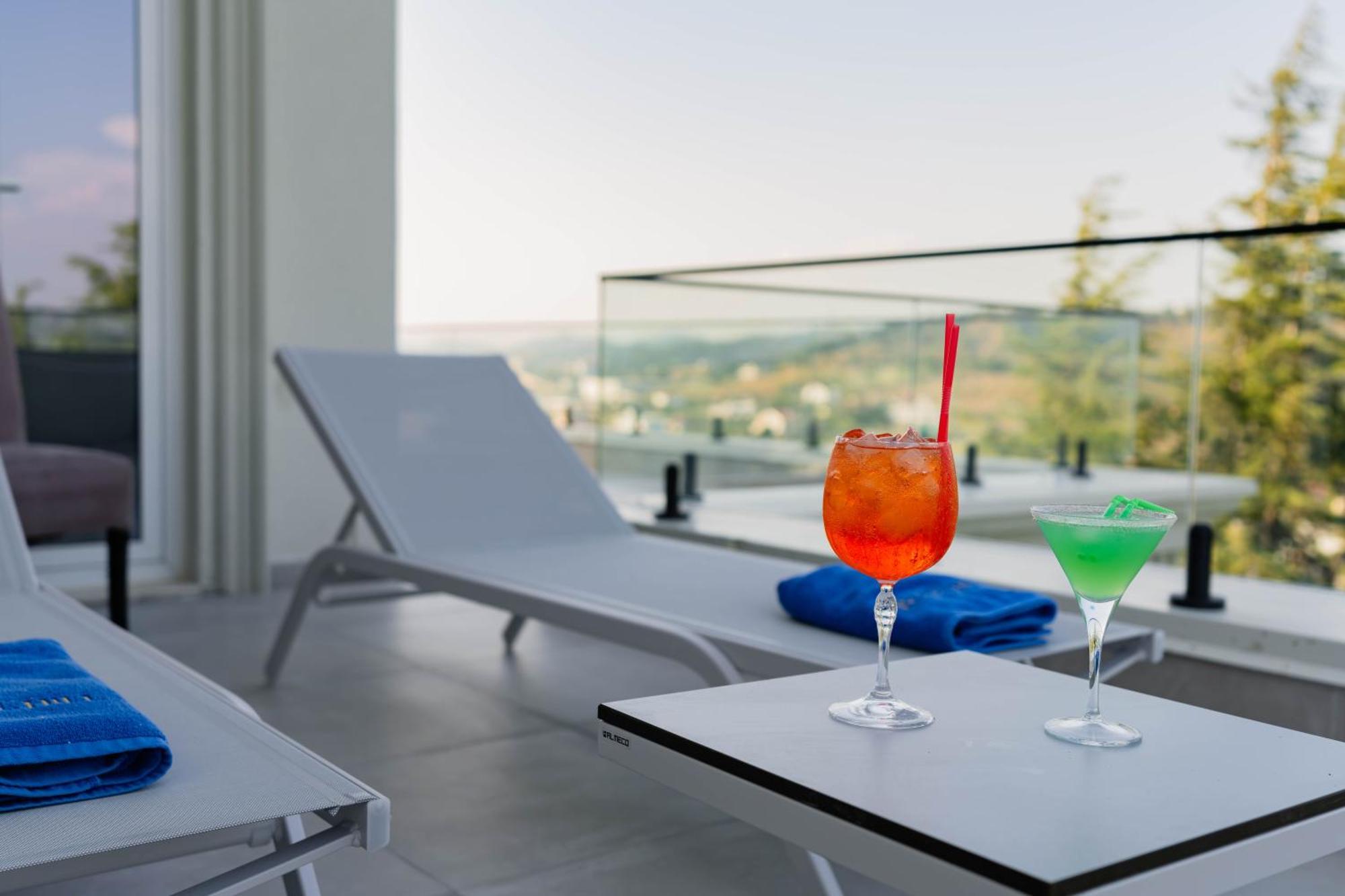 Royal Hill Hotel Vorë 외부 사진