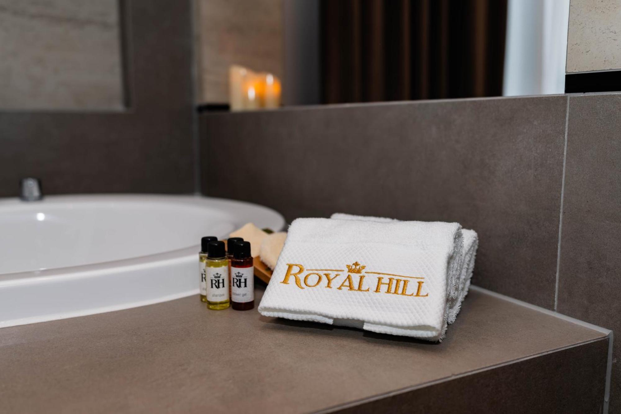 Royal Hill Hotel Vorë 외부 사진