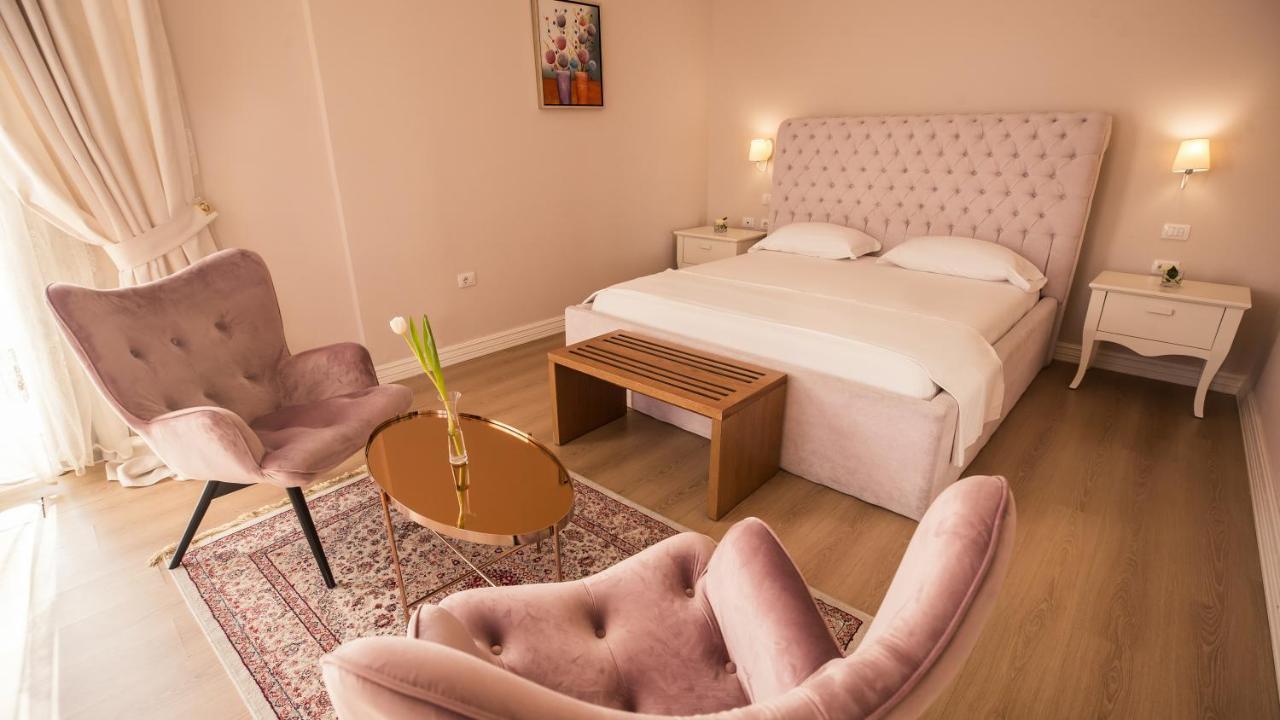 Royal Hill Hotel Vorë 외부 사진