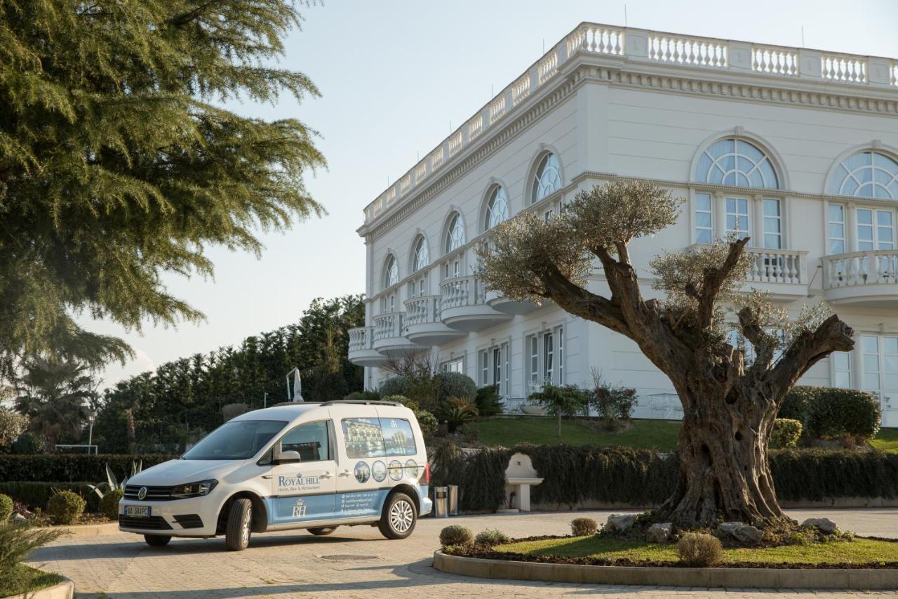 Royal Hill Hotel Vorë 외부 사진