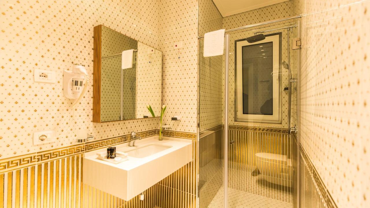 Royal Hill Hotel Vorë 외부 사진